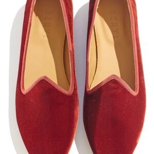 Le Monde Beryl Women's Elegant Red Velvet Loafers